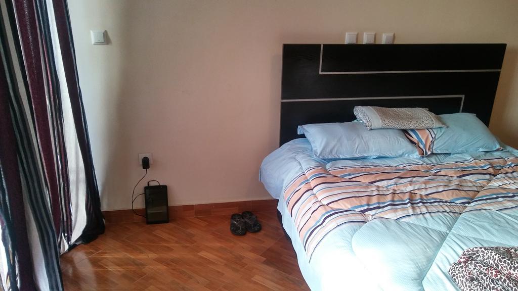 251 Budget Guest House Lege T'afo Екстер'єр фото