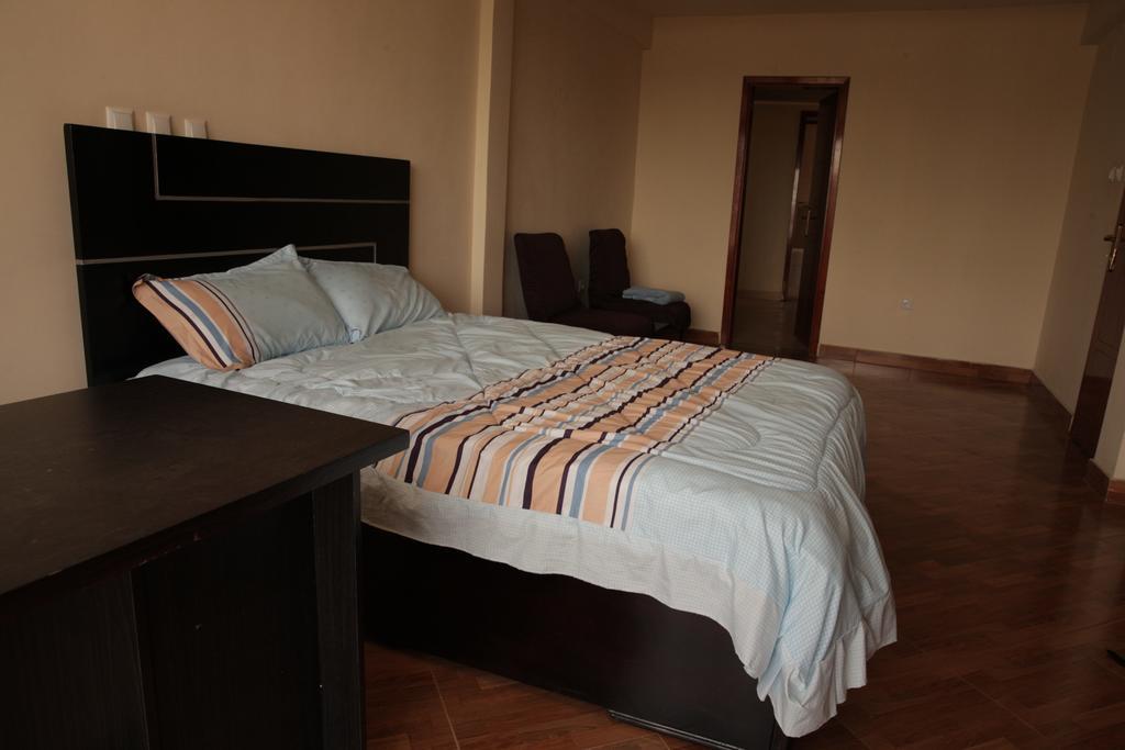 251 Budget Guest House Lege T'afo Екстер'єр фото